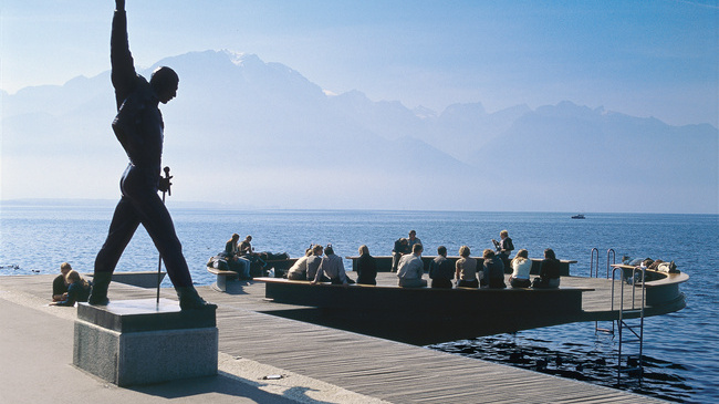 Freddie Mercury statue