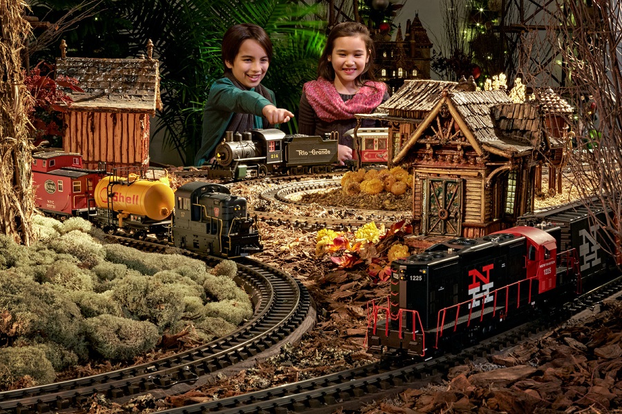 The Holiday Train Show® at The New York Botanical Garden 1 1