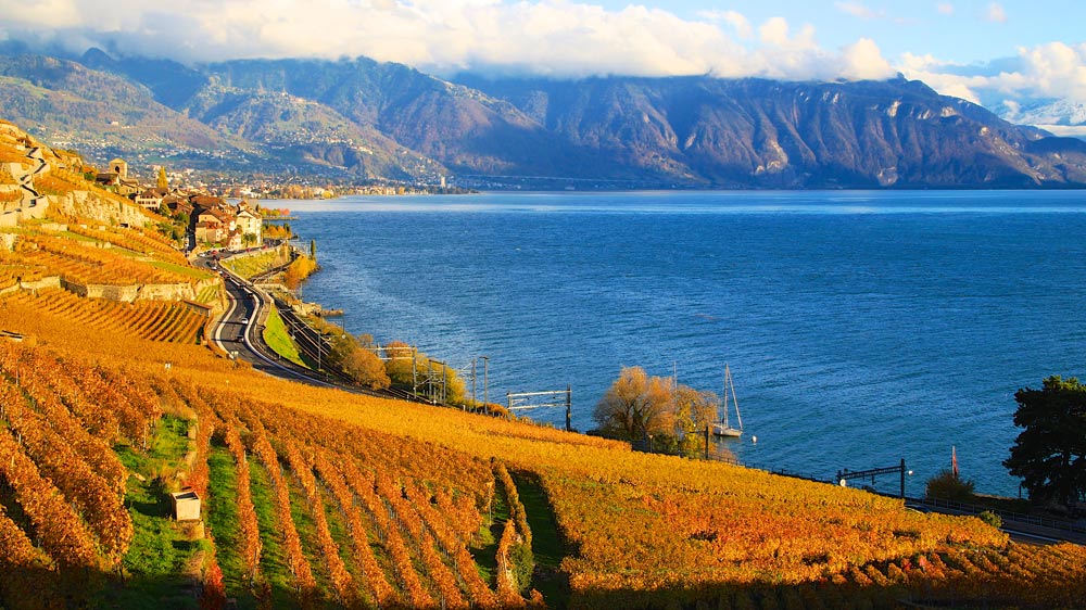 Autumn in the Lake Geneva Region SkoutTravel