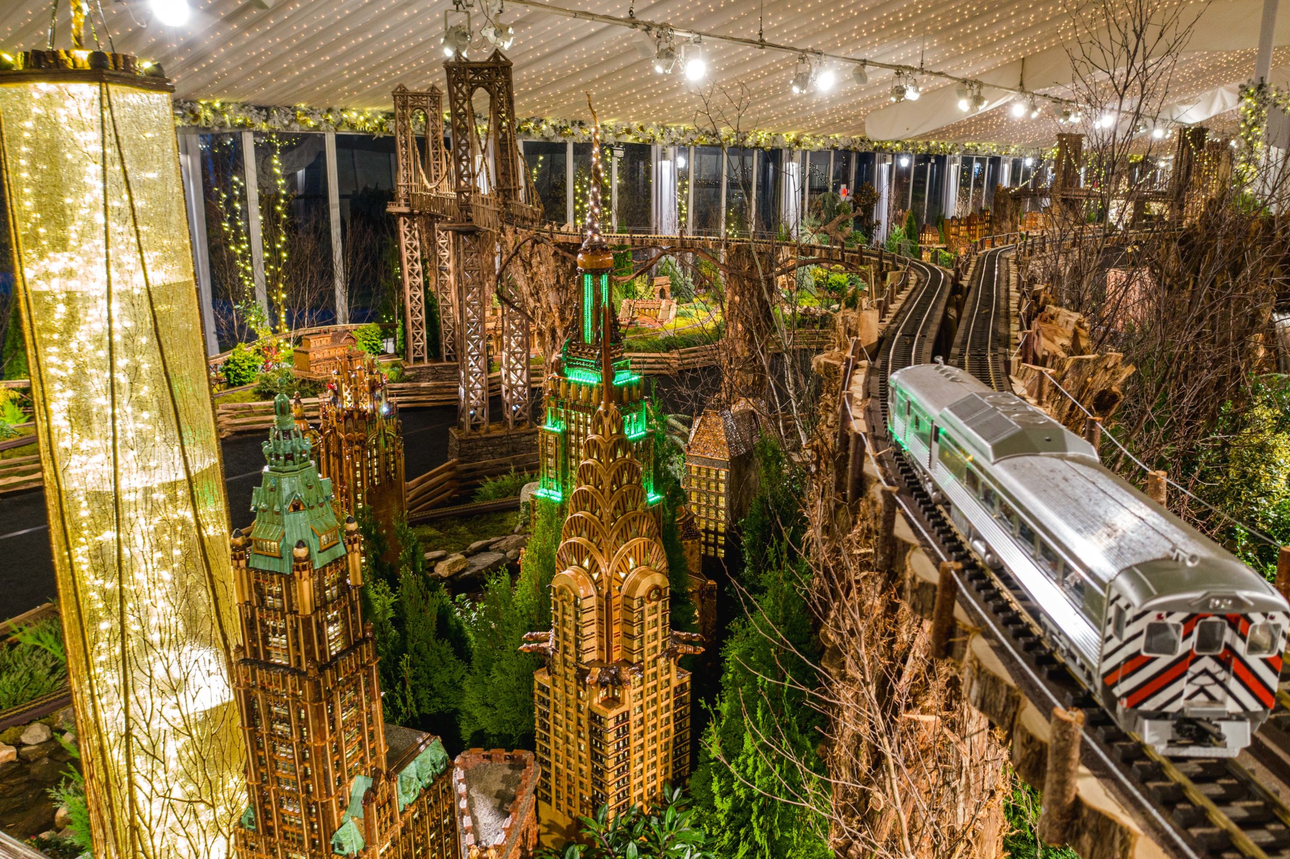 Holiday Train Show 2019 2 Photo Credit NYBG Photo by Marlon Co. scaled