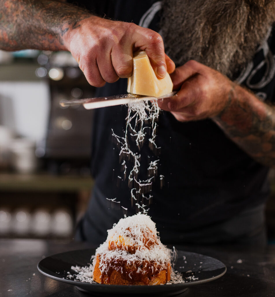2Y8A0271 e1719955799990 951x1024 grating cheese